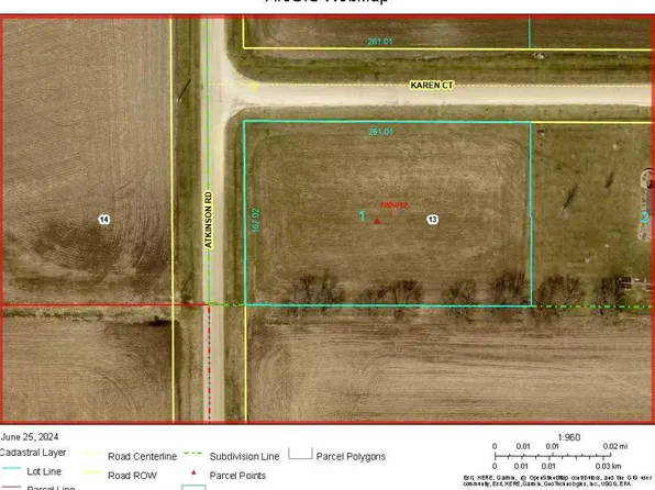 501 Karen Ct, Dixon, IL 61021