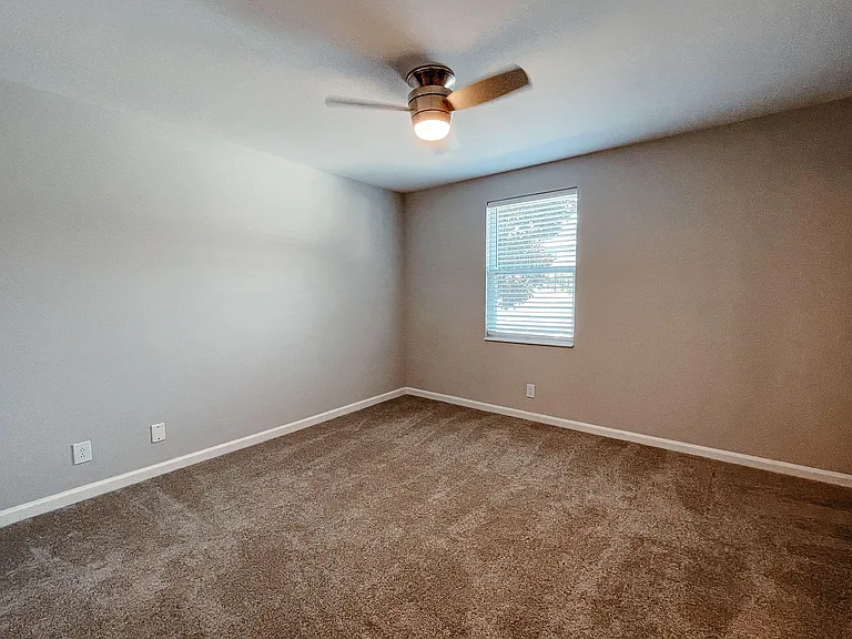 PLUSH CARPETS IN BEDROOM AT EAGLES CREST AT WALLACE