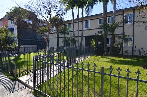 6919 Sepulveda Photo 1