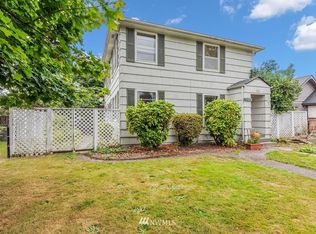 621 16th Ave, Longview, WA 98632