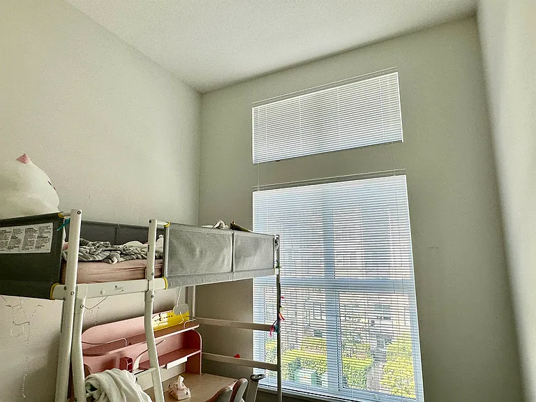 9551 Alexandra Rd #4XX — Photo 2