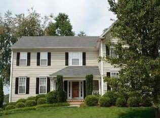 355 Pleasant Pl, Charlottesville, VA 22911