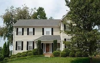 355 Pleasant Pl photo 1
