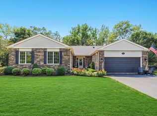 852 Interlaken Dr, Lake Zurich, IL