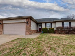 1671 S Miller Ave, Springfield, MO 65802