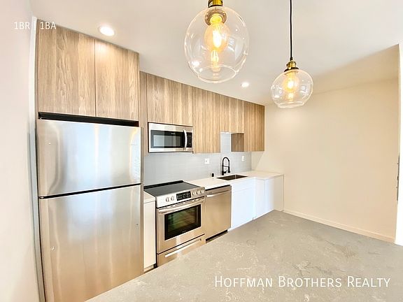 2nd image of 6350 Willoughby Ave #6