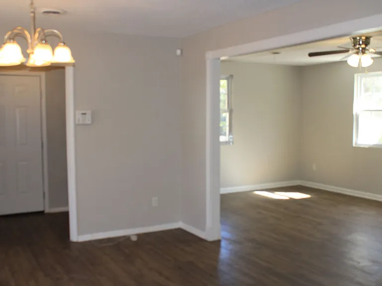 3517 Byron Pl — Photo 10