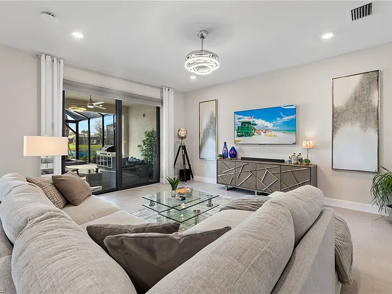 2147 Yellowfin Cir — Photo 4