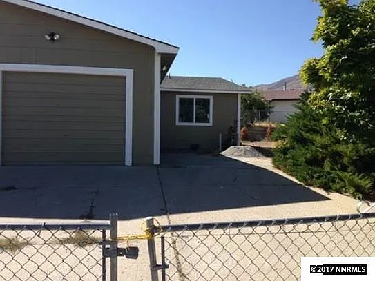 6750 Lotus St photo 1