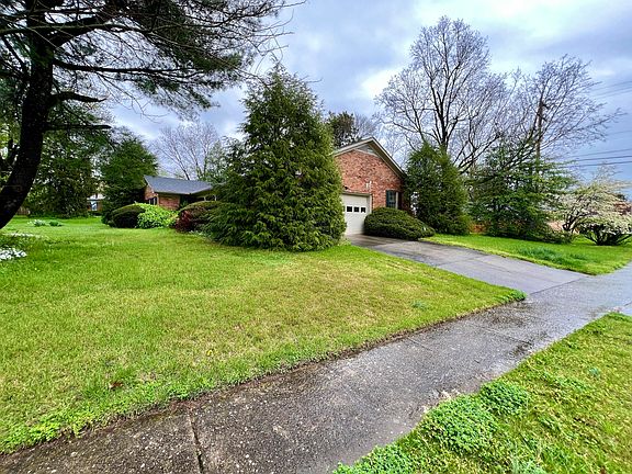 5th image of 329 Malabu Pl