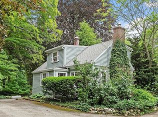 14 Upland Rd, Andover, MA 01810
