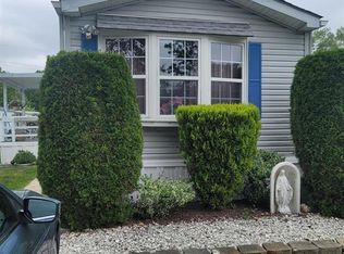 5 Emerson Rd, North Brunswick, NJ 08902