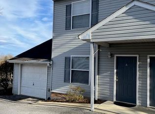 1293 N Main St APT A, Hendersonville, NC 28792