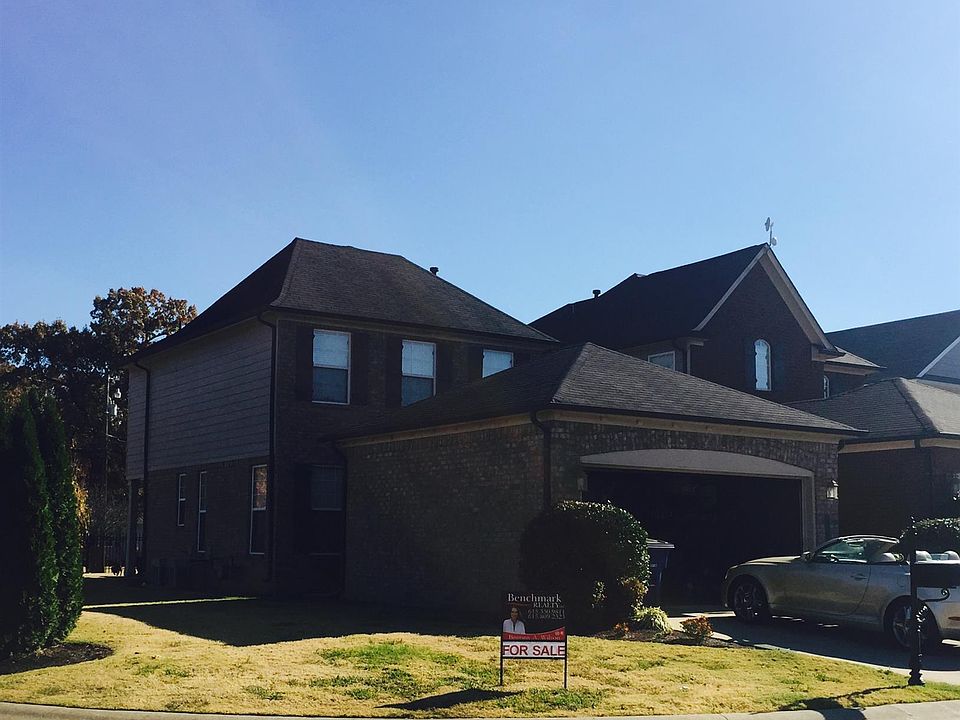 1st image of 220 Celebration St