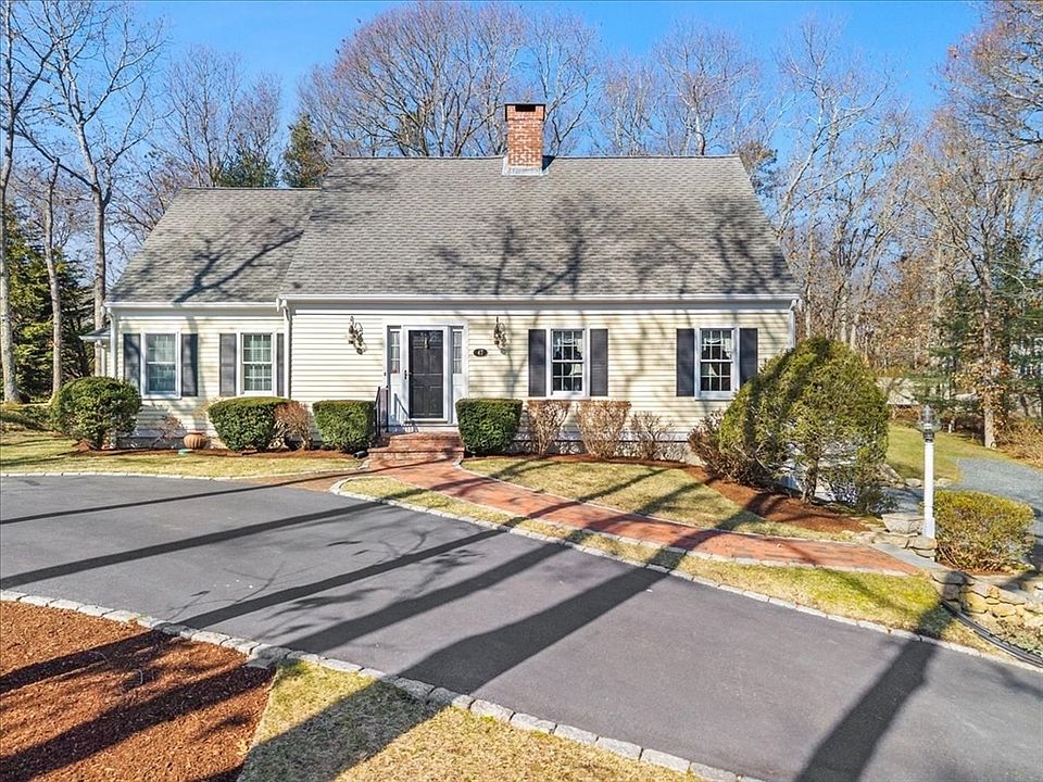 1st image of 47 Peach Tree Rd