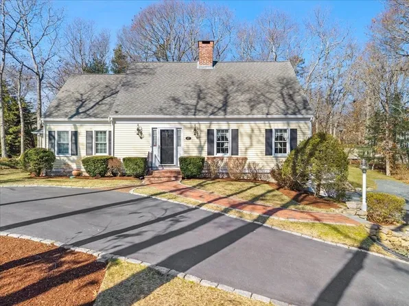 47 Peach Tree Rd, Barnstable, MA 02630