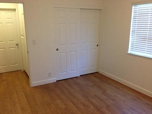 4th image of 831 S Western Ave