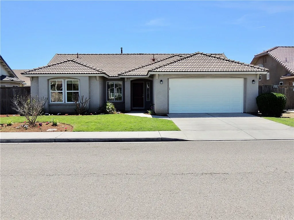 3570 Manresa Dr photo 1