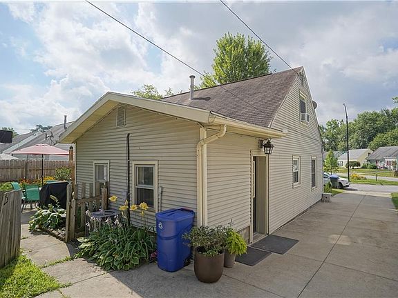 5th image of 1211 Curtis Ave