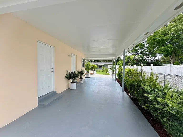 1650 Hastings Dr — Photo 8