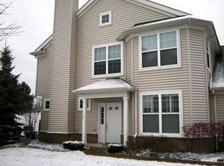 2597 Wyndgate Ct #2597, Westlake, OH 44145