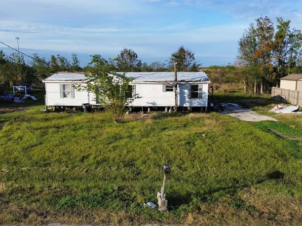 102 Sterling Dr, Houma, LA 70363