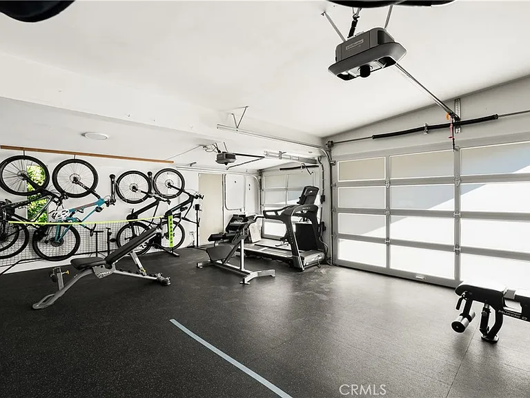 3230 Tyrol Dr — Photo 17