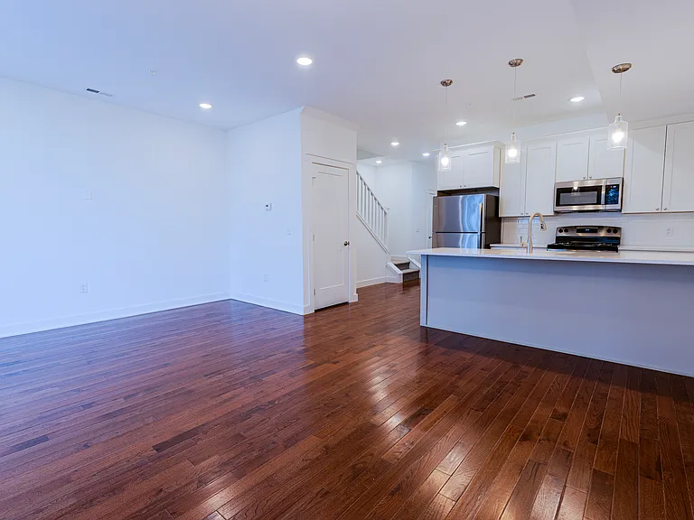 413 N Twin Lakes Blvd — Photo 27