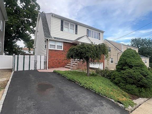 3rd image of 140 Silleck St