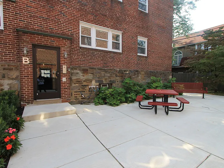 353-357 W Mount Airy Ave — Photo 19