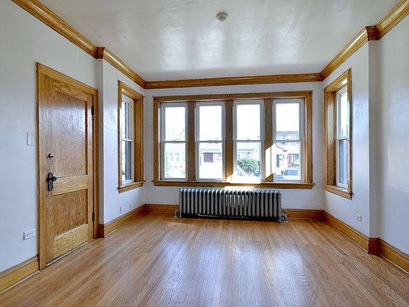 3rd image of 7236 S Fairfield Ave
