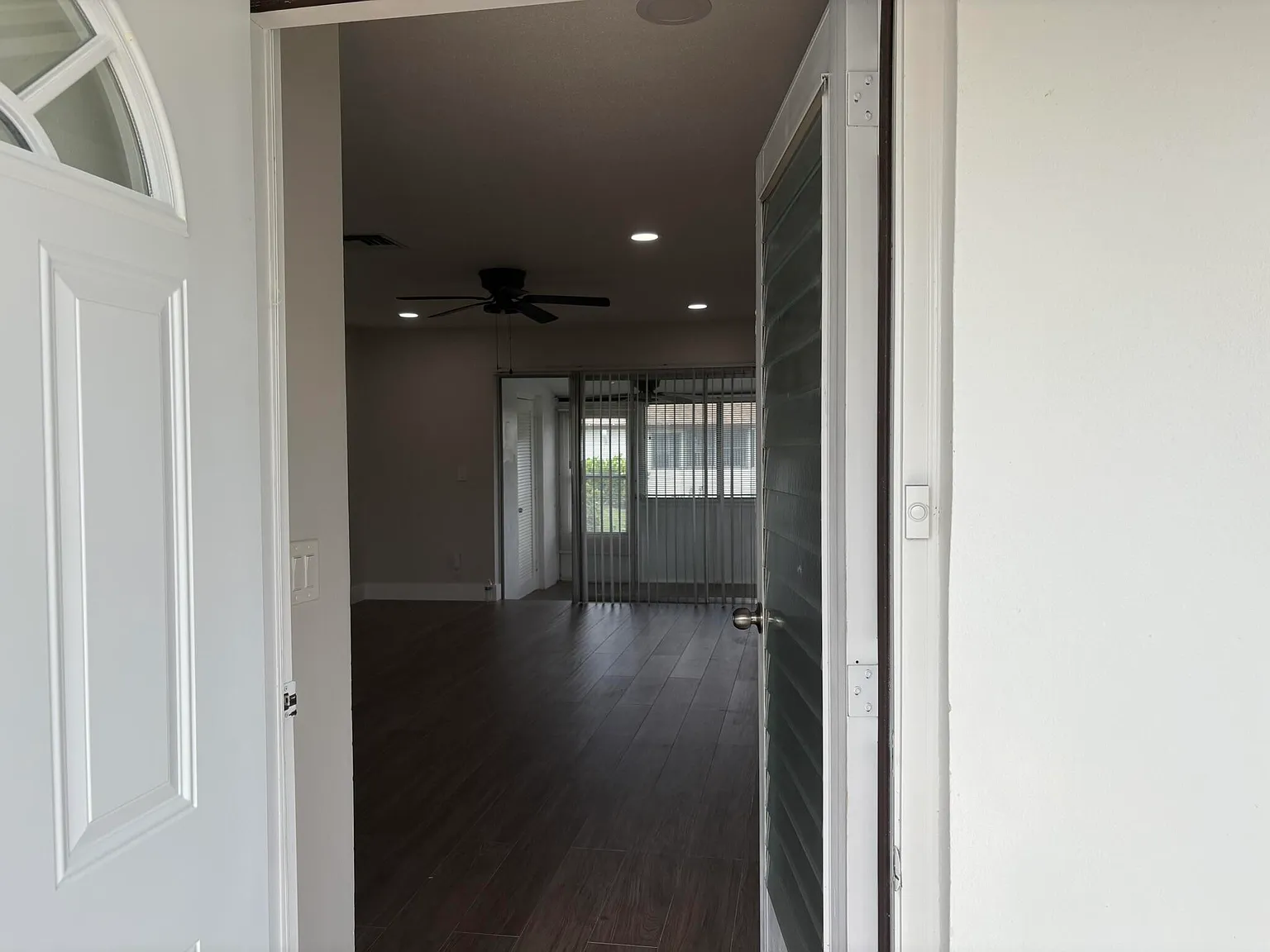 1 bed, 1.5 bath, 662 sqft, $1,500 — Photo 3