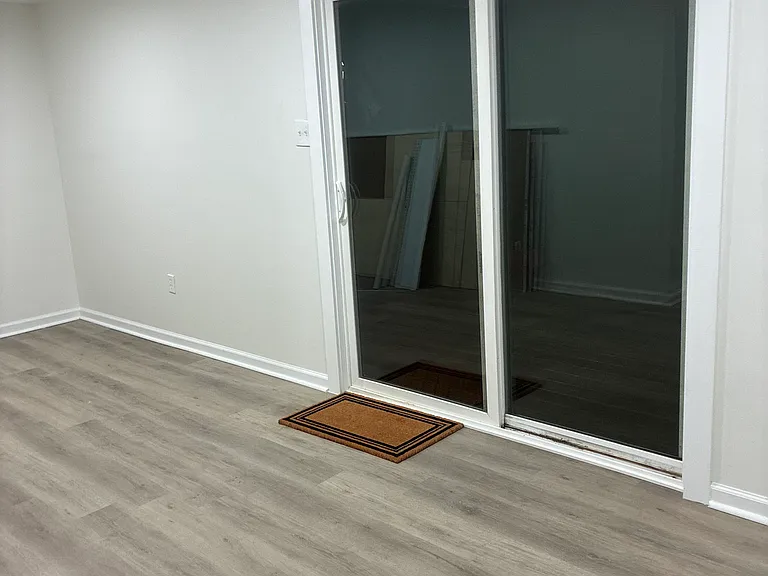 1196 Palmwood Ct #2 — Photo 4