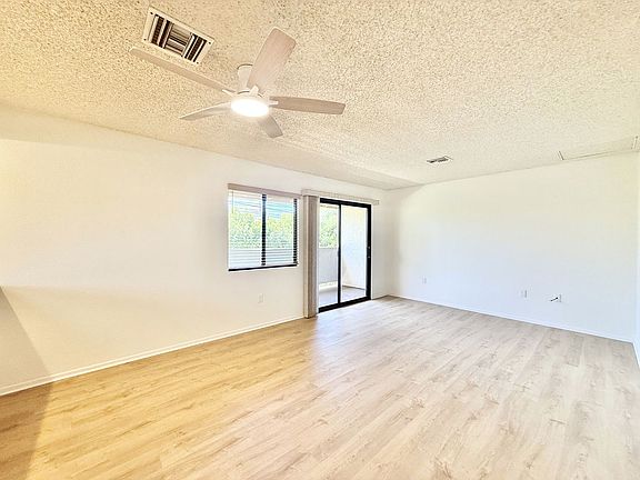 5th image of 45485 Sunset Ln APT 3
