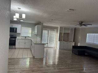 1208 Sand Hill Ct, Arlington, TX 76014