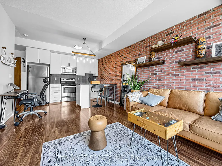 260 Sackville St #504 — Photo 8