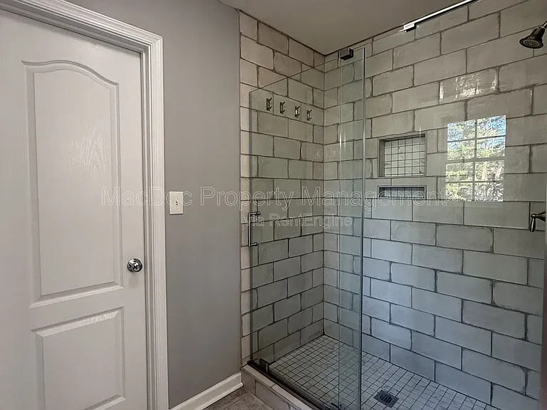10500 Westfield Ln — Photo 29