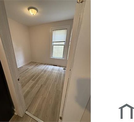 2nd image of 433 Shelton Ave #2