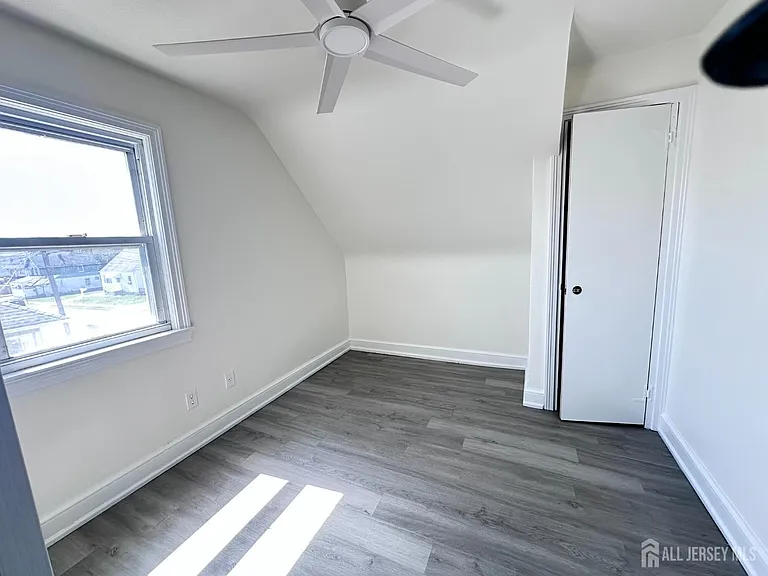 163 Passaic Ave — Photo 8