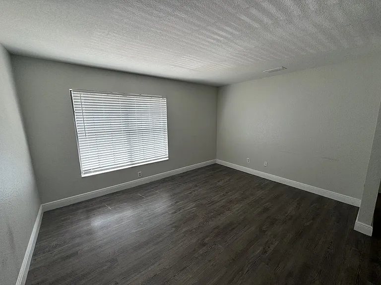 5615 E 127th Ave #D — Photo 7