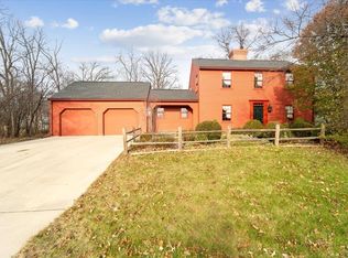 2508 Pleasant Dr, Cedar Falls, IA 50613