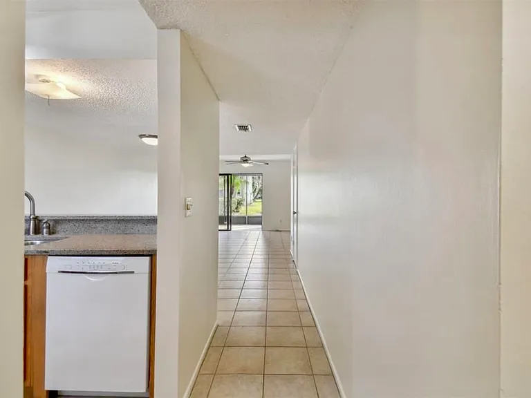 9209 Seminole Blvd #22 — Photo 13
