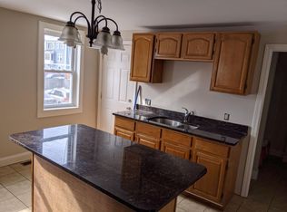 34 Bowdoin St APT 1, Providence, RI 02909