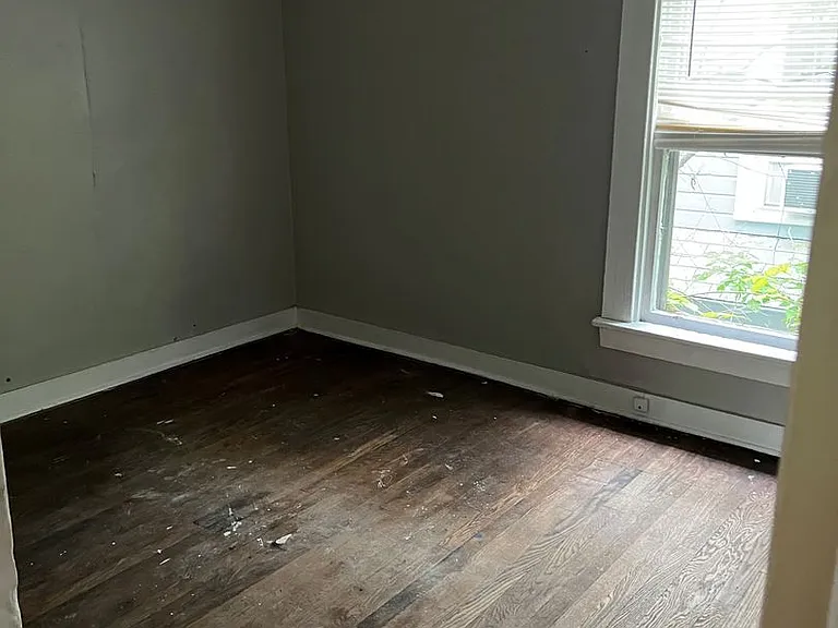 807 Hawley Ave — Photo 6