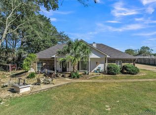 2370 Big Woods Rd, Longview, TX 75605