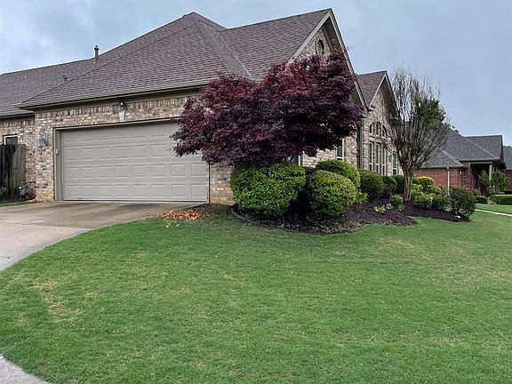 5th image of 3810 Graceful Oaks Dr