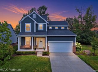 2076 Wiltshire Dr, Ypsilanti, MI 48198