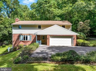2010 Gross Rd, Pottstown, PA 19464