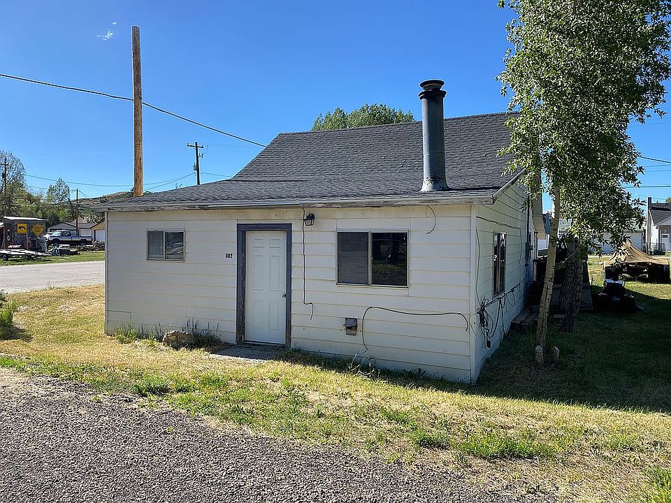1st image of 602 Diamondville Ave