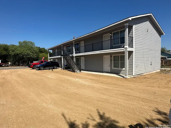410 NW 36th St, San Antonio, TX 78237